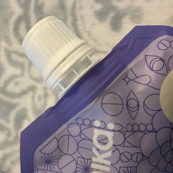 Amika Bust Your Brass Cool Blonde Shampoo & Conditioner - Purple - Picture 3 of 4